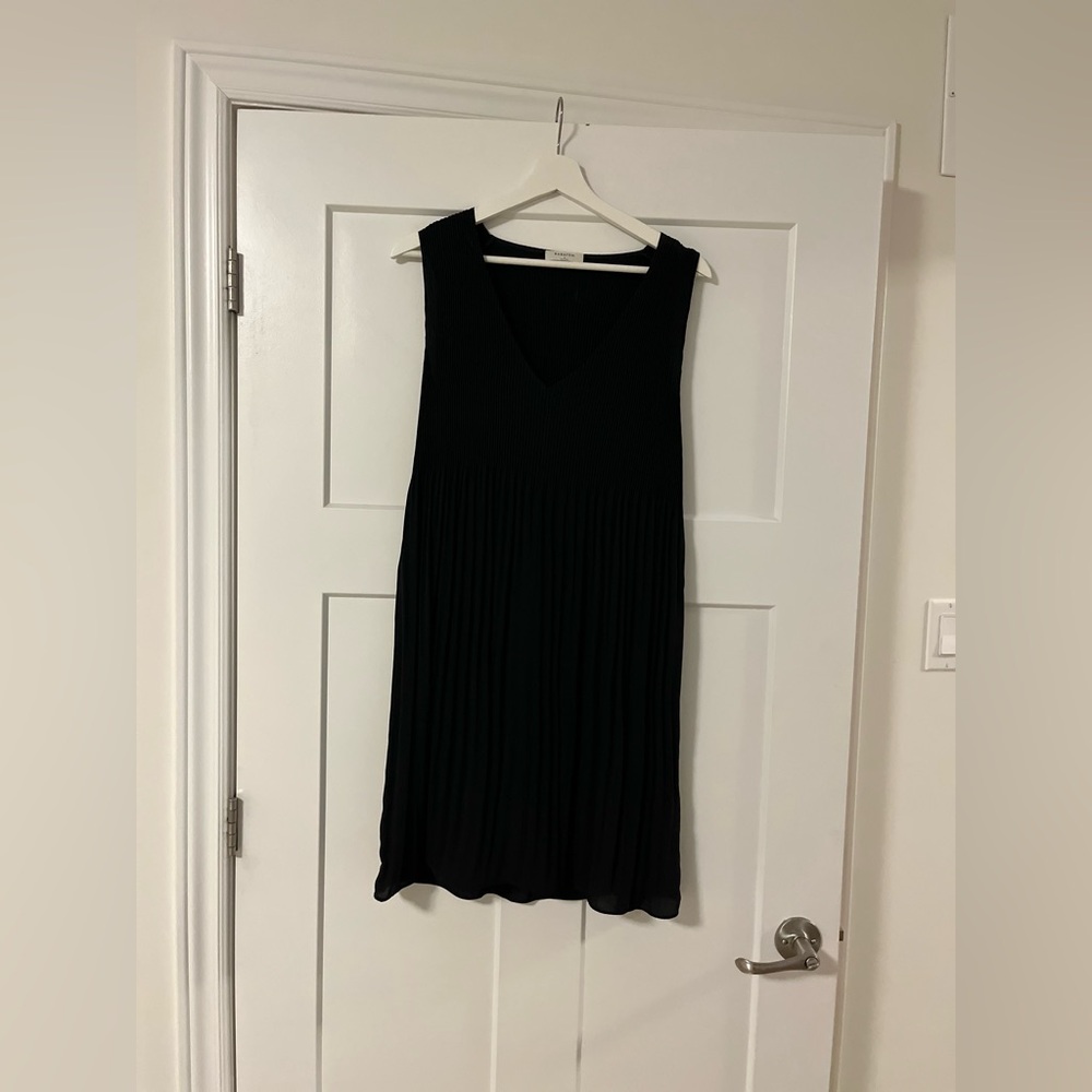 Babaton Black Ribbed Knit Tank